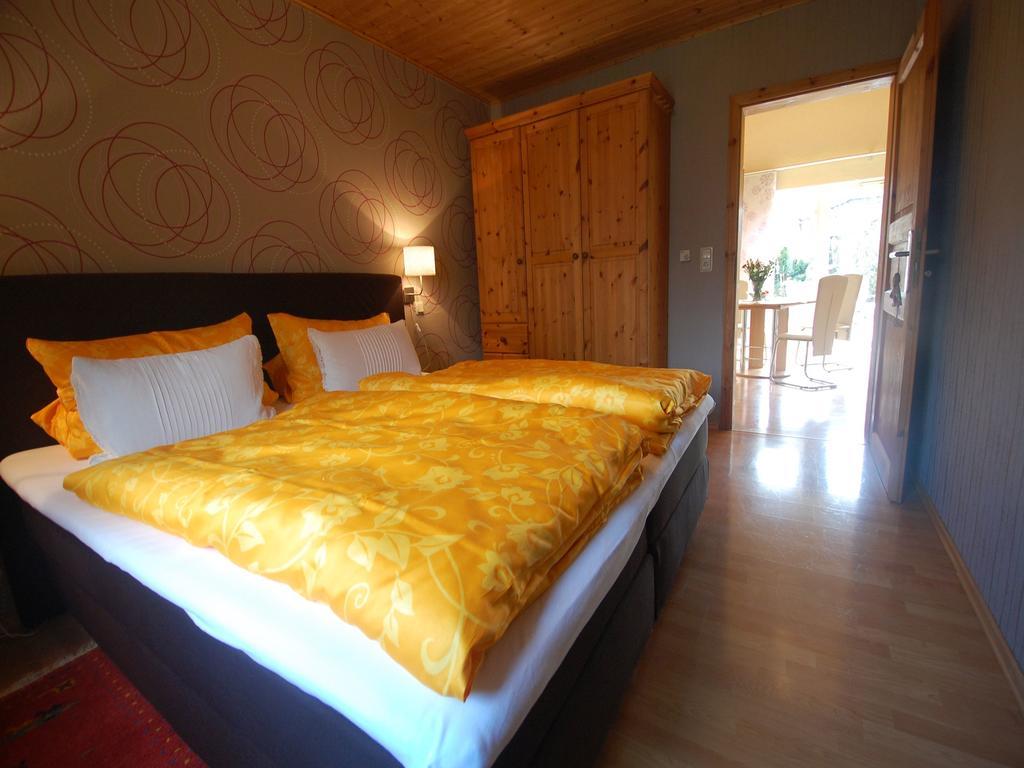 Land Und Leute Apartment Фритцлар Екстериор снимка